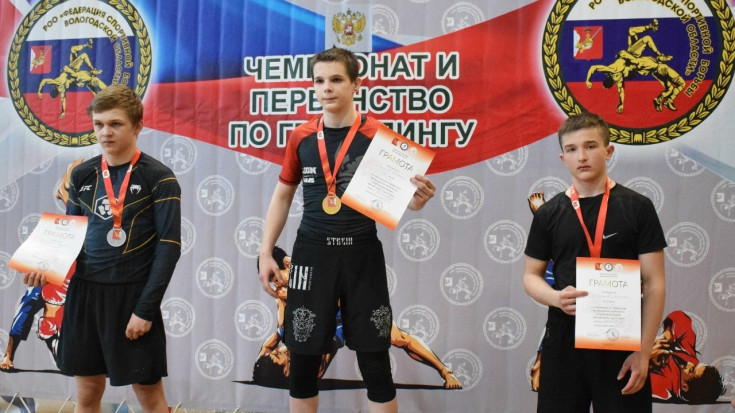 Дети на награждении